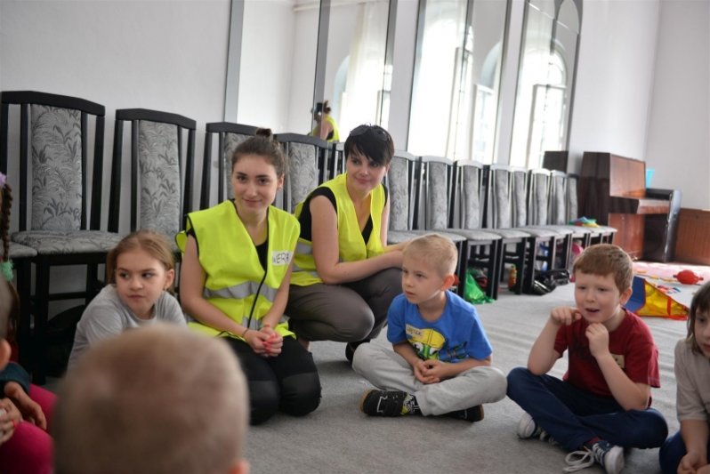 Uśmiechnięta i ciekawa Majówka z Pałacem